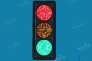 交通信号灯，插件式红绿信号灯 交通指示灯 警示灯led灯珠发光二极管